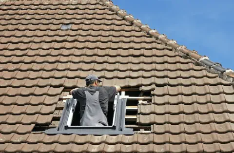 Pose de velux - Le Caylar